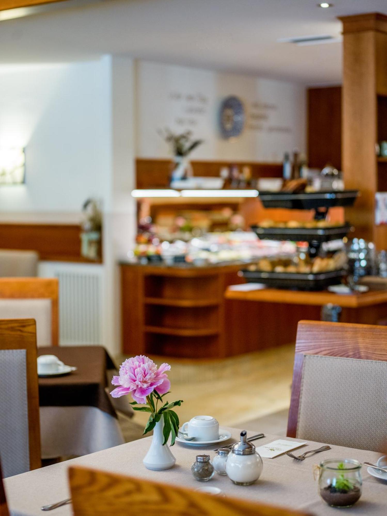 Hotel Koenig Пассау Екстер'єр фото