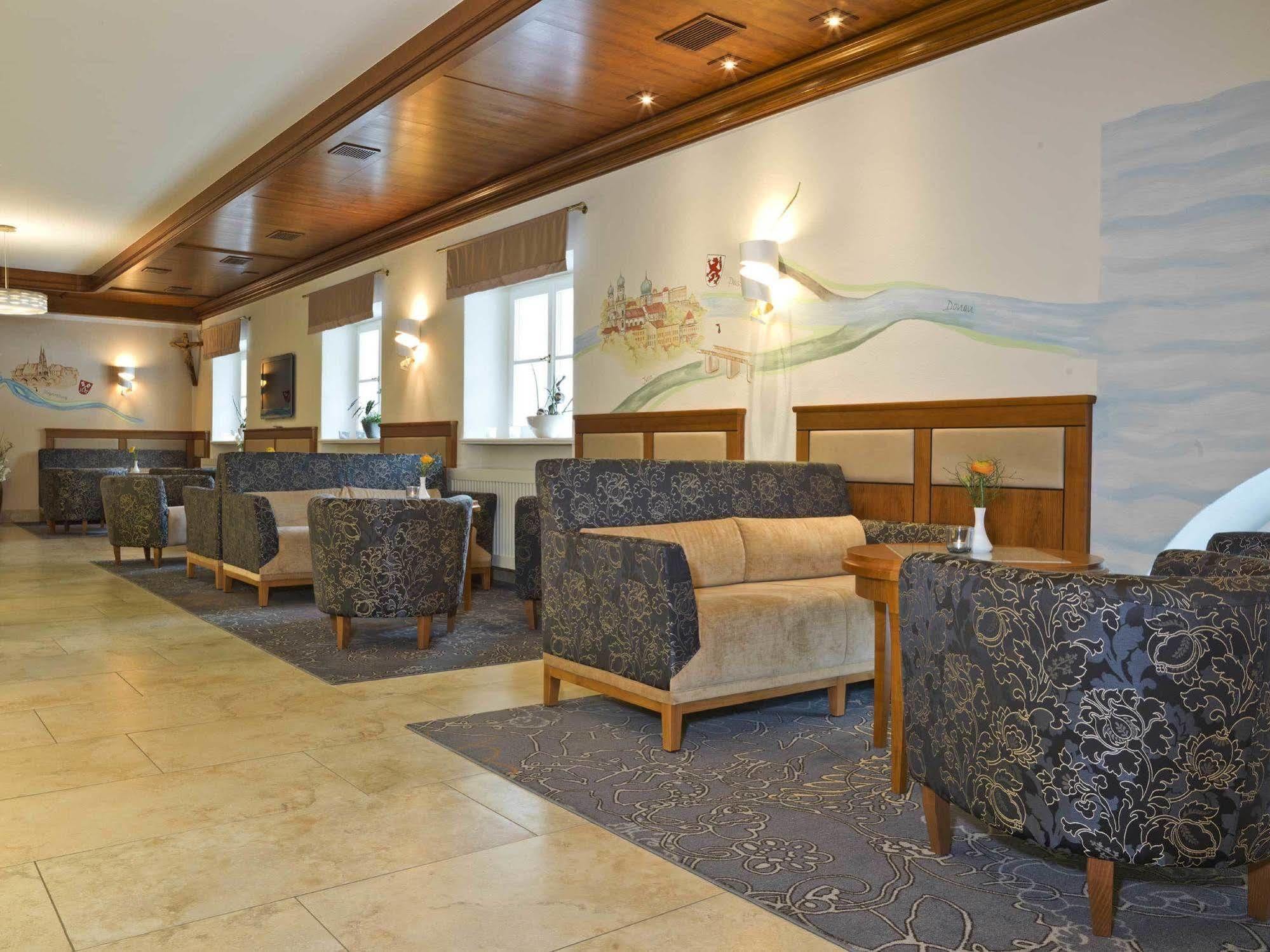 Hotel Koenig Пассау Екстер'єр фото